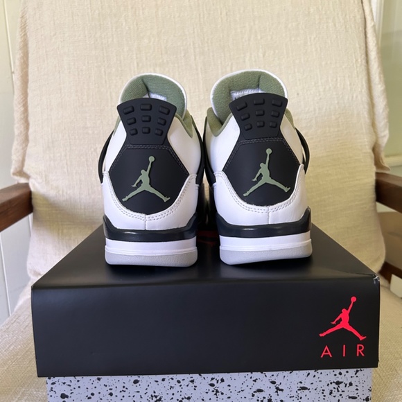Jordan 4 retro ‘Seafoam’ - Picture 4 of 5